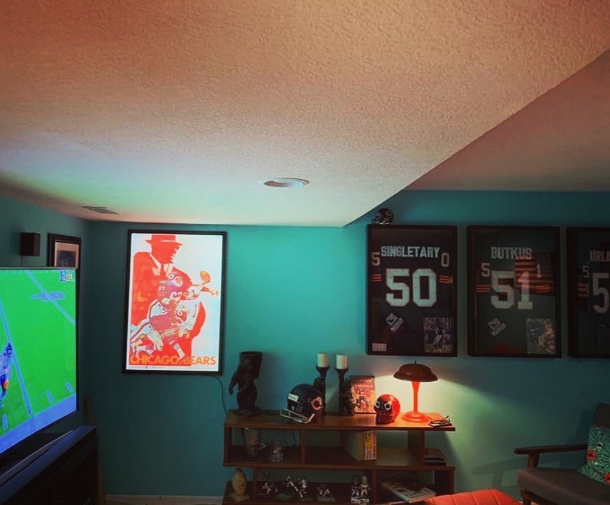 1 Qty Glowbox "World Famous" LED Poster Frame - Select Poster Size: