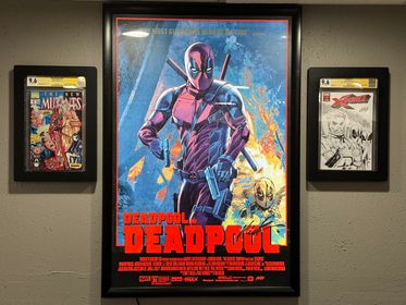 1 Qty Glowbox "World Famous" LED Poster Frame - Select Poster Size: