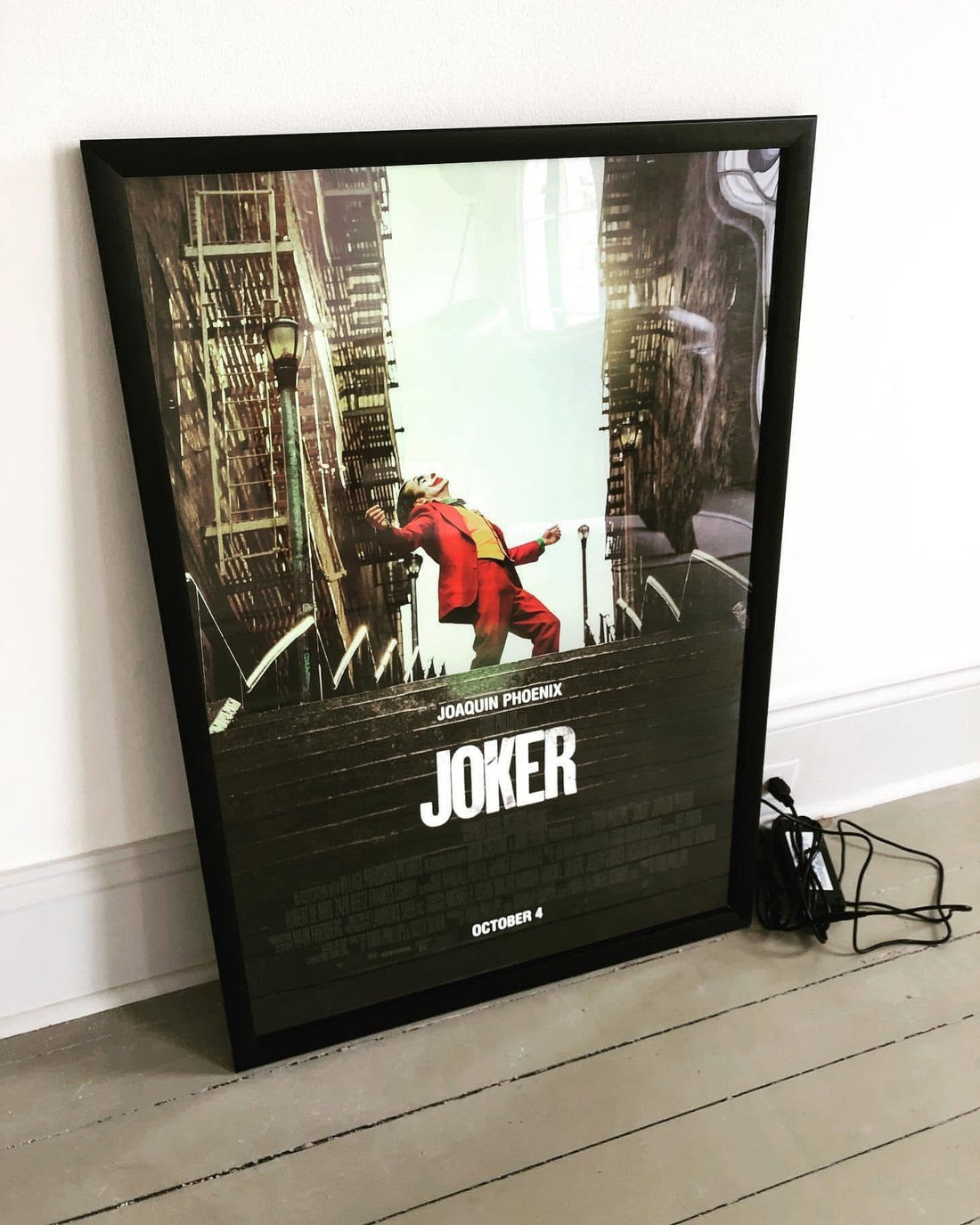 1 Qty Glowbox "World Famous" LED Poster Frame - Select Poster Size: