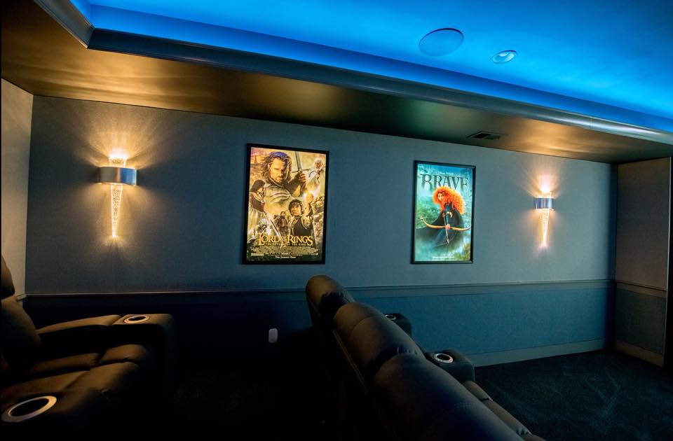 48x72 "World Famous" Glowbox LED Poster Frame